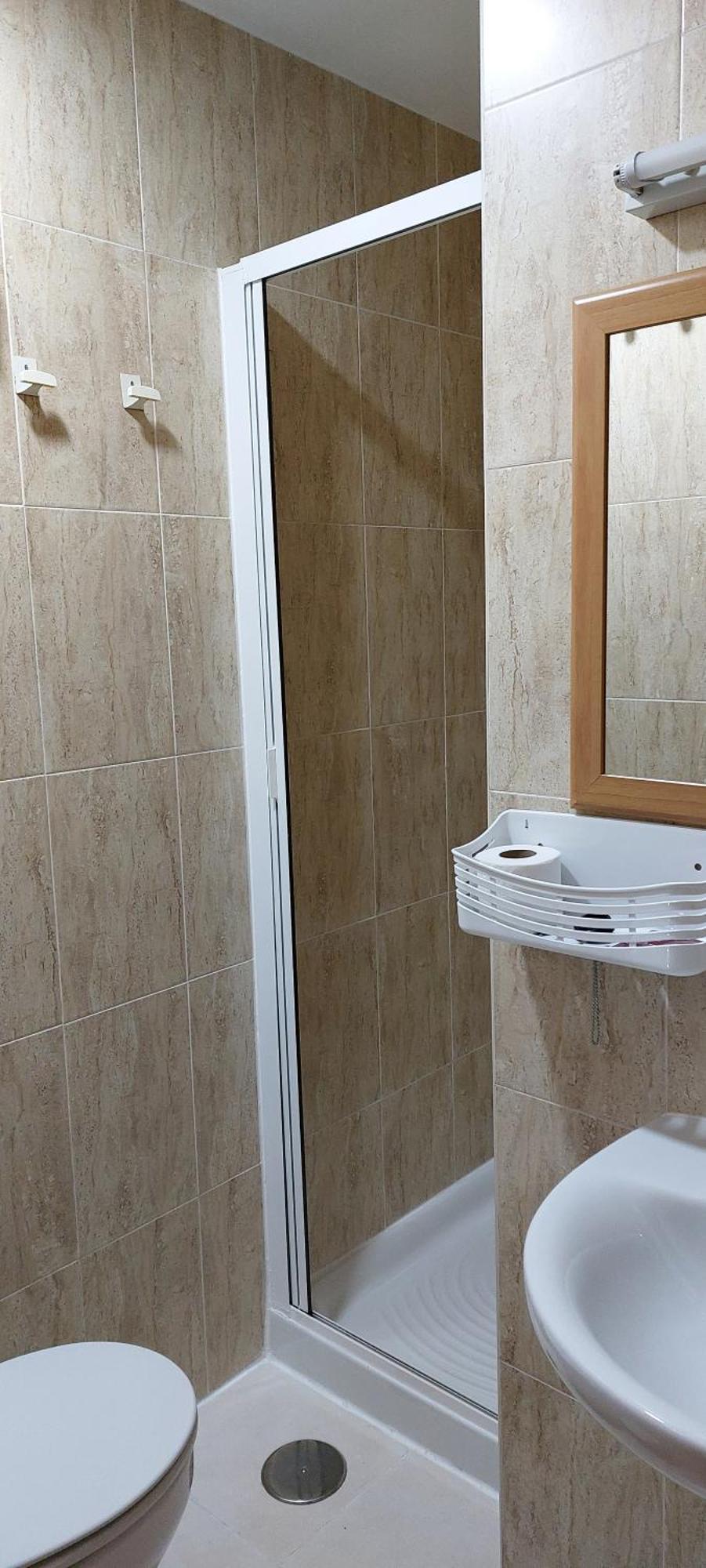 Double Room Private Bathroom