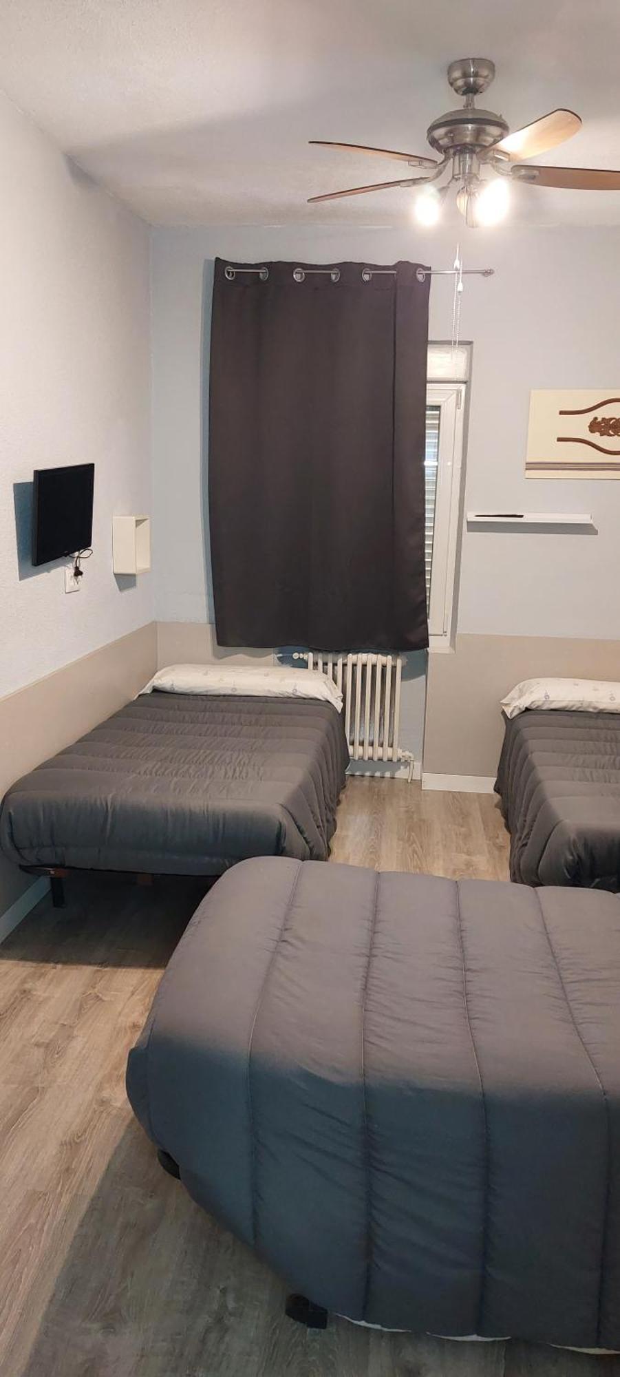 Triple Room Private Bathroom